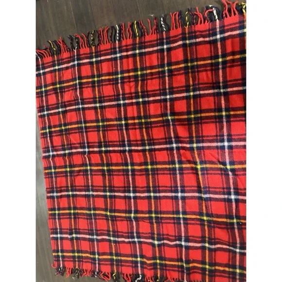 Vtg  Wool Stadium Blanket Throw Red Tartan Plaid With Carrying Case/ Bag 48x48