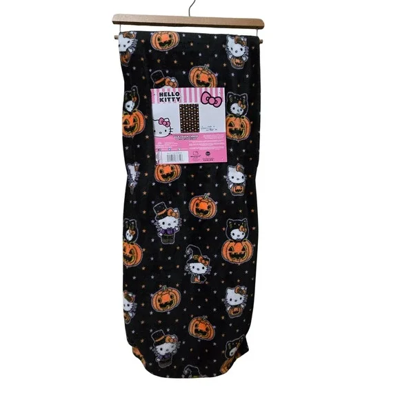 Hello Kitty Silk Touch Throw 50x70 Black New Halloween Pumpkin Costume