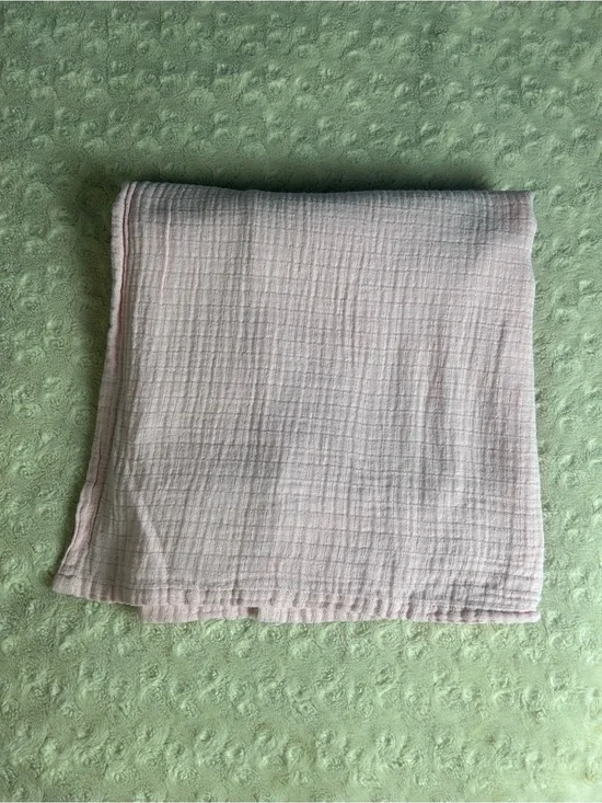Little Journey Solid Light Pink Baby Swaddle Blanket Muslin Cotton aldi