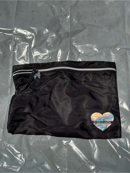 Victoria's Secret Black Makeup Bag - London 2014 Fashion Show