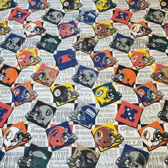 Vintage 90s NFL Felt King Blanket‎ Coverlet Tapestry USA 70 X 84