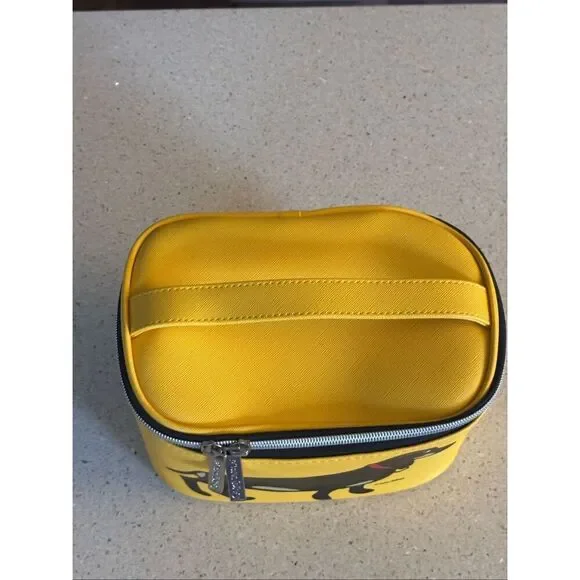 Marc Tetro cosmetics case