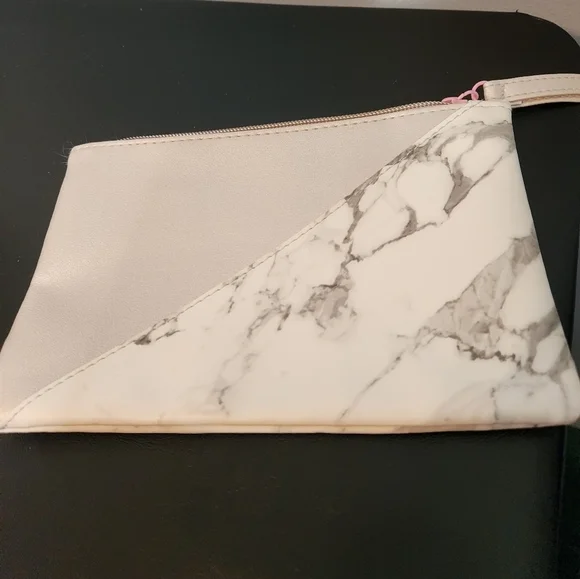Ipsy Makeup/Cosmetic Bag Marble/Pink