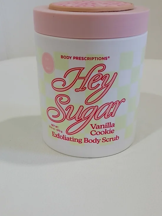 Hey Sugar Vanilla Cookie Exfoliating Body Scrub — Pink