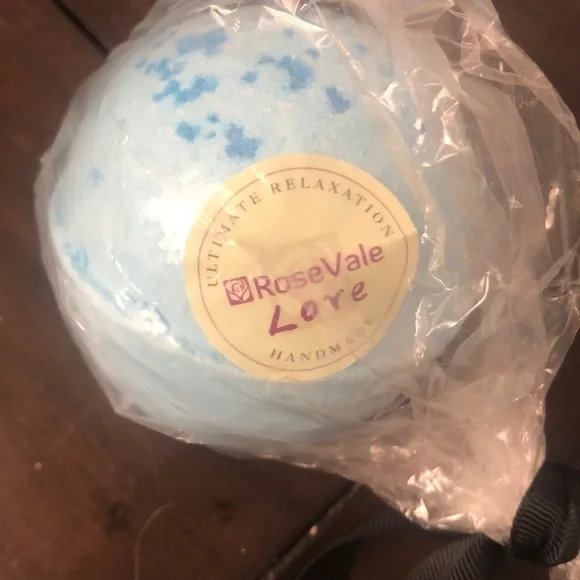 Ultimate relaxation rose vale love bath bomb