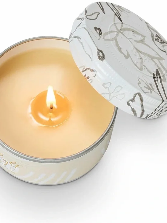 Golden Moonlight Soy Candle: 20 hr burn time🕯️