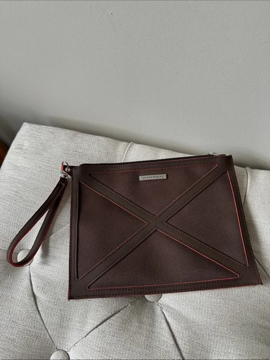 Jantaminiau / KLM Airlines Collab Zip Pouch Wristlet