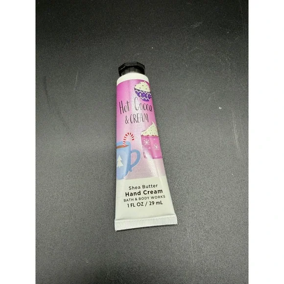 Bath & Body Works Hot Cocoa & Cream Shea Butter Hand Cream 1 fl oz‎ Travel Size