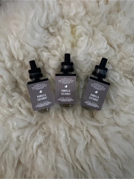New BBW Vanilla Coconut Wallflower Plugins