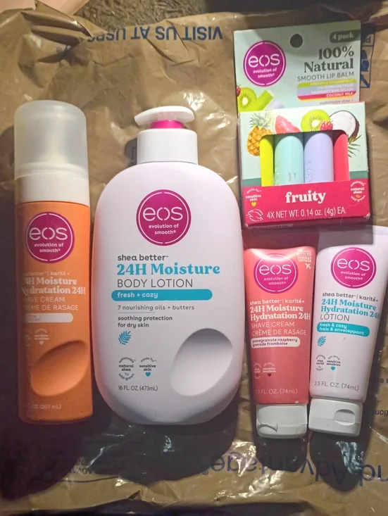EOS Fresh & Cozy lotion & hand cream 2shave cream 24HR hydration & 4x lip balm