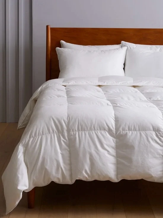Quince White Premium Down King/Cal King Ultra Warm Comforter - Retail $244
