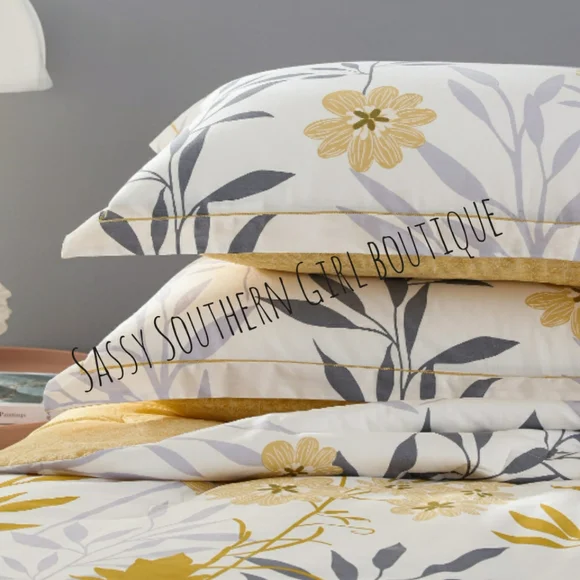 🆕⭐White yellow floral cotton reversible comforter set