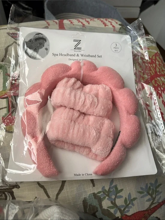 Pink Spa Headband & Wristband Set - Plush Skincare Accessory