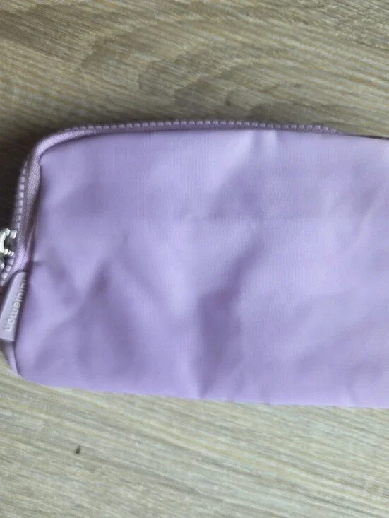NWT Lululemon Everywhere Crossbody Belt Bag  Lilac Purple Lavender LU9BG1S