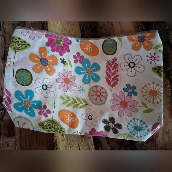 Floral Print Thirty One Pouch