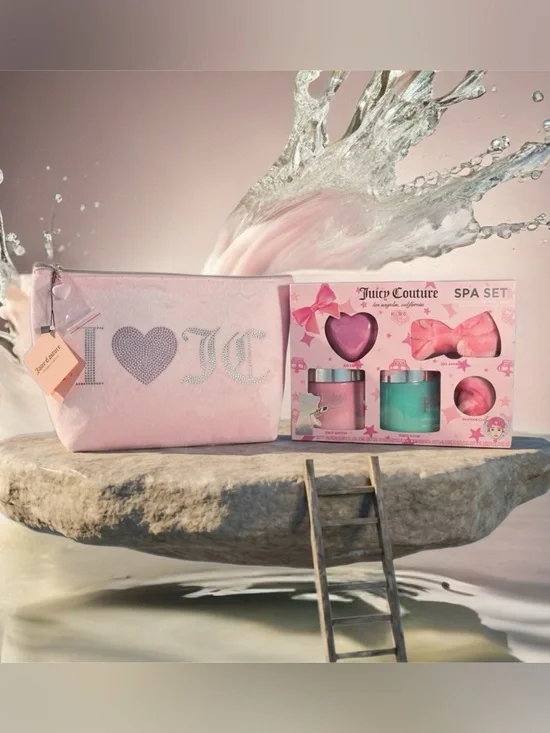 Juicy Couture-Bundle-Light Pink Rhinestone I♥JC Cosmetic Pouch & Kids Spa Set