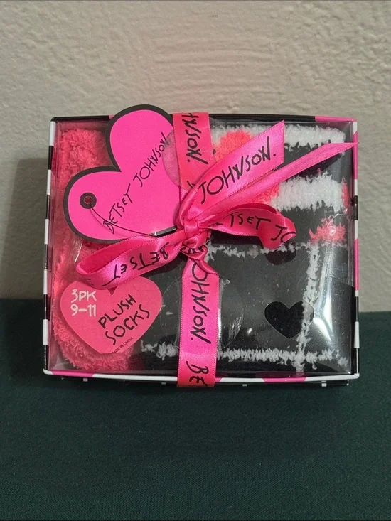 Betsey Johnson Black & Hot Pink Plush Sock Gift Set (3-Pack)