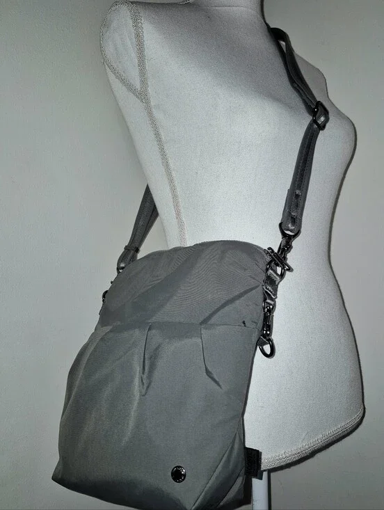 🔥EUC! Pacsafe RFID Citysafe CX Convertible Crossbody Bag 20405 ECONYL Grey