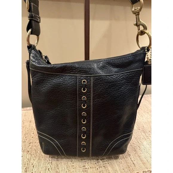 vintage Coach‎ Black Chelsea Laced Duffle Crossbody Pebble Leather bag 10399