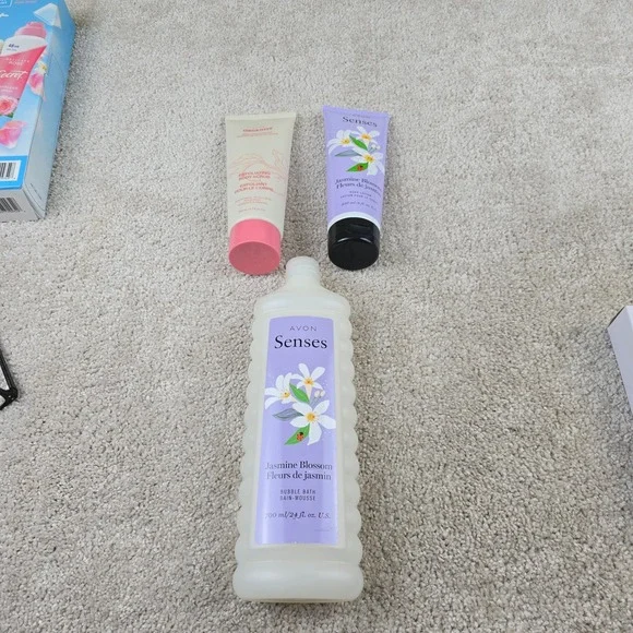 Avon Senses Jasmine Blossom Bubble Bath & Lotion + Organist Body Scrub Set  NEW
