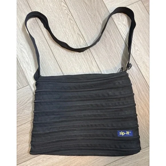 Zip-it Black Zipper Crossbody‎ Bag Convertible Messenger Shoulder Bag Large
