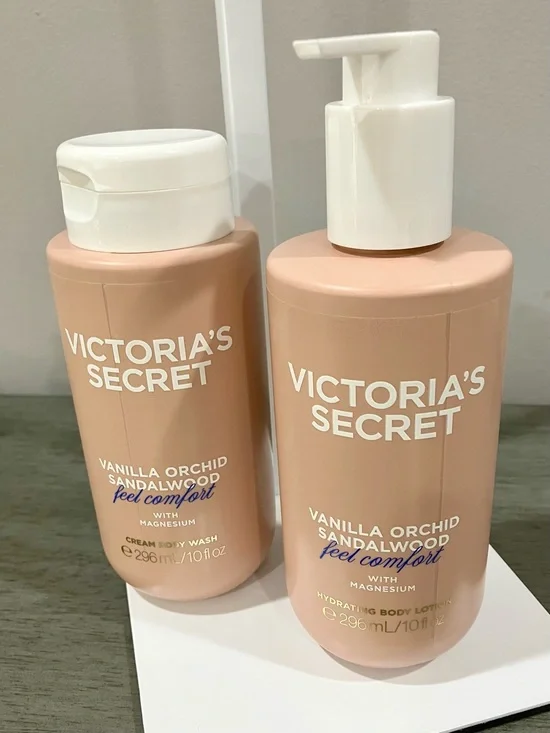 Victoria's Secret Vanilla Orchid Sandalwood Body Wash & Body Lotion Duo