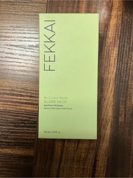 Fekkai Brilliant Gloss Glass Hair Anti-Frizz Oil Serum - Light Green