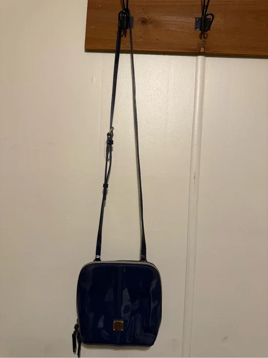 Dooney & Bourke navy Blue Patent Leather Purse