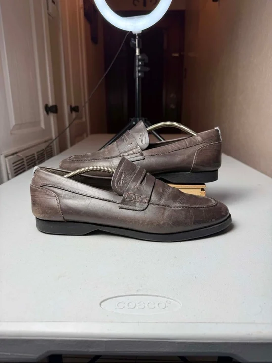 Ferragamo Sz 13 Brown leather loafers with a vintage vibe  #formal