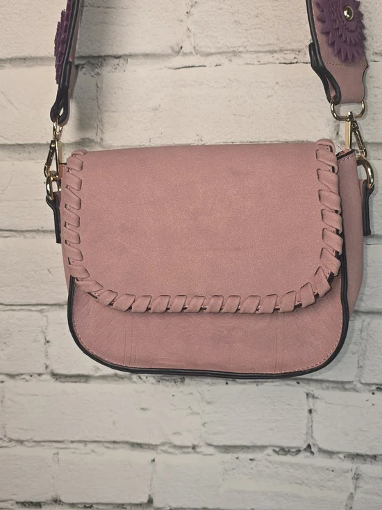 KISS ME COUTURE CROSSBODY PURSE WITH STATEMENT STRAP DUSTY PINK LILAC BAG