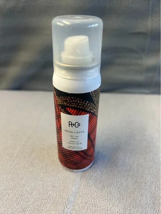 R&Co Neon Lights Dry Oil Spray