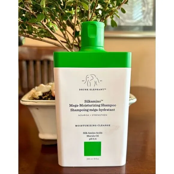 DRUNK ELEPHANT  - NWT - Silkamino Mega-Moisturizing Shampoo, 240 ml / 8 fl oz.