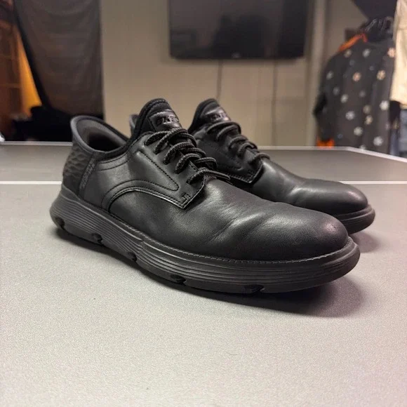 Skechers Slip-ins Arch Fit Black Leather Casual Walking Shoes Men's US 12 EU 46