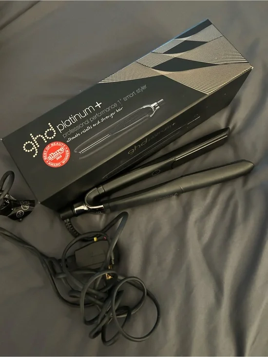 ghd Platinum+ Professional Performance Smart Styler - Black