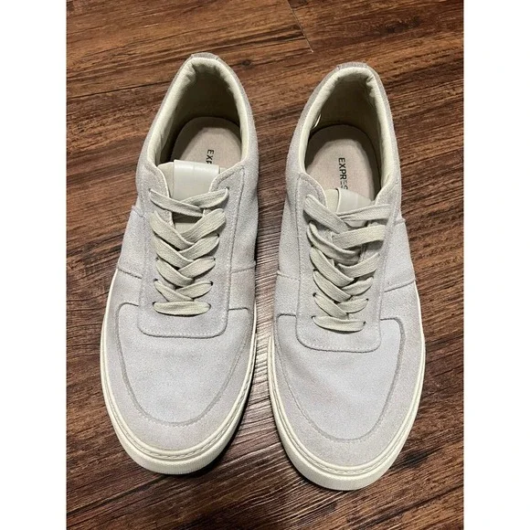 Express‎ Men's Flats Tennis shoes Size 10 Leather Upper Lace Up