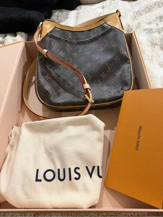Louis Vuitton Monogram Odeon Crossbody Shoulder bag  Full inclusion
