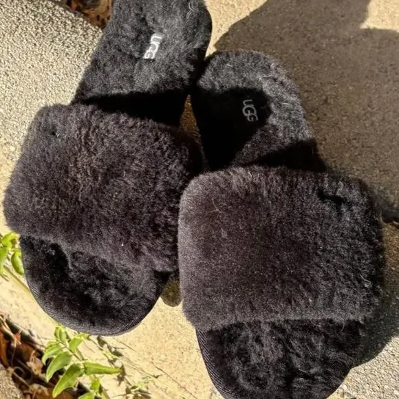 Ugg black fluffy slide slippers