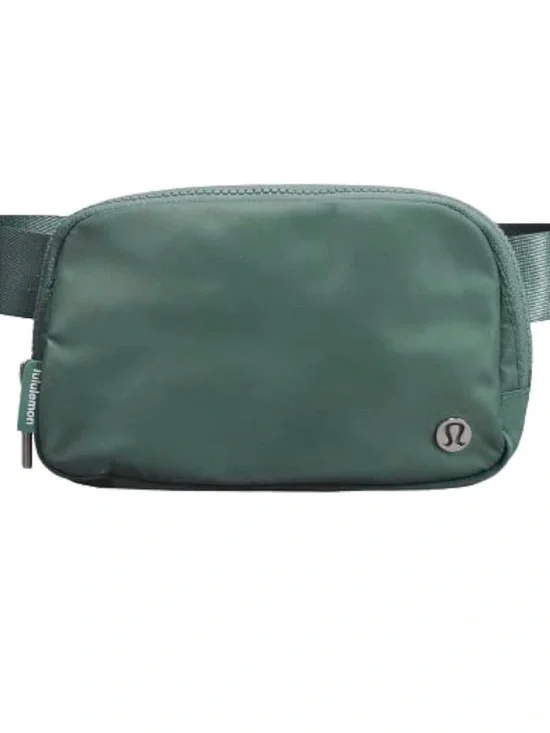 Lululemon Everywhere Belt Bag NWT