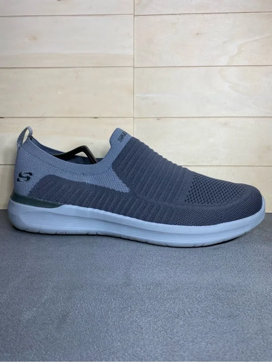 Skechers Lattimore Slip-Ons Grey Men's Size 13 Shoes Memory Foam Sneakers 210245