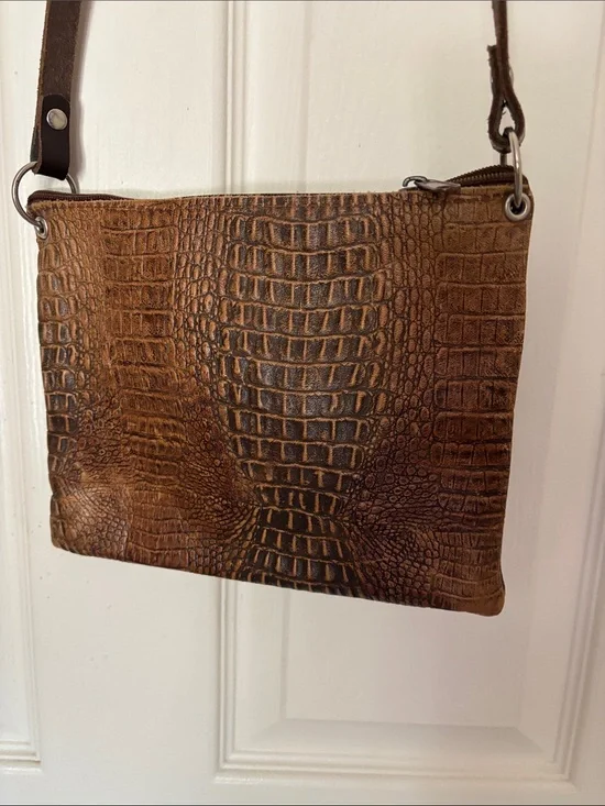 Handmade Croc-Effect Brown Leather Crossbody Bag