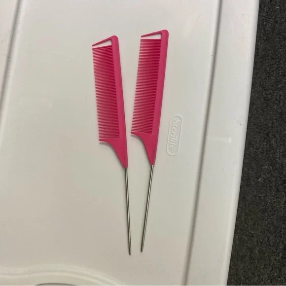 Pink Rat Tail Combs
