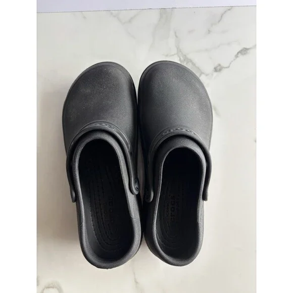 Crocs On The Clock Work Clogs Black Slip Resistant Shoes Men 8 Women 10