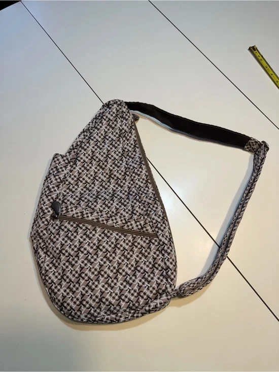 Ameribag Healthy Back Sling Bag Crossbody Brown Nylon Zips Pockets