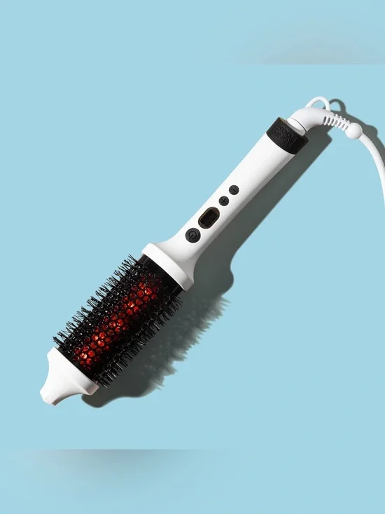 NWT BONDI BOOST INFRARED THERMAL BOUNCE BRUSH Round DRYER Brush Ceramic Barrel