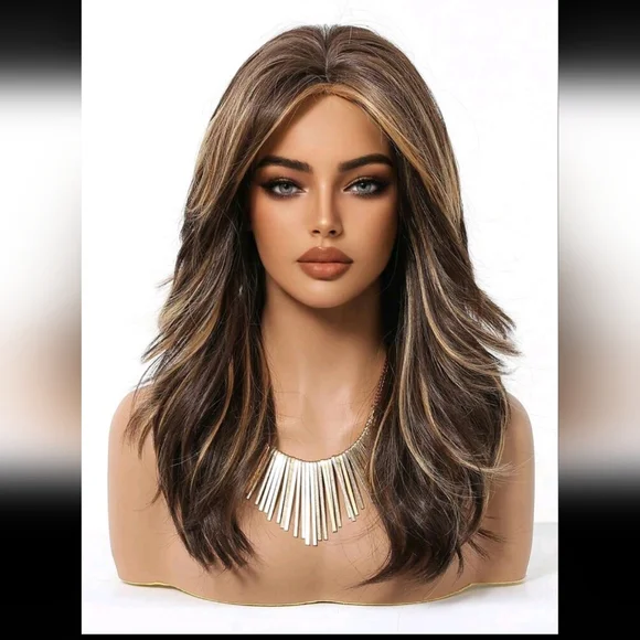 SALE ** BRAND NEW ** Stylish Brown and Blonde Women's Wig