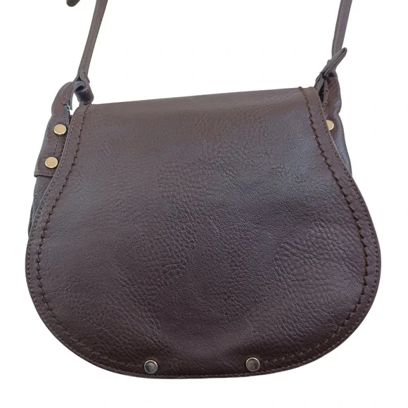 Charming Charlie Brown Pebbled Vegan Leather Saddle Crossbody Bag Whipstitch