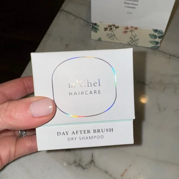 M’chel dry shampoo