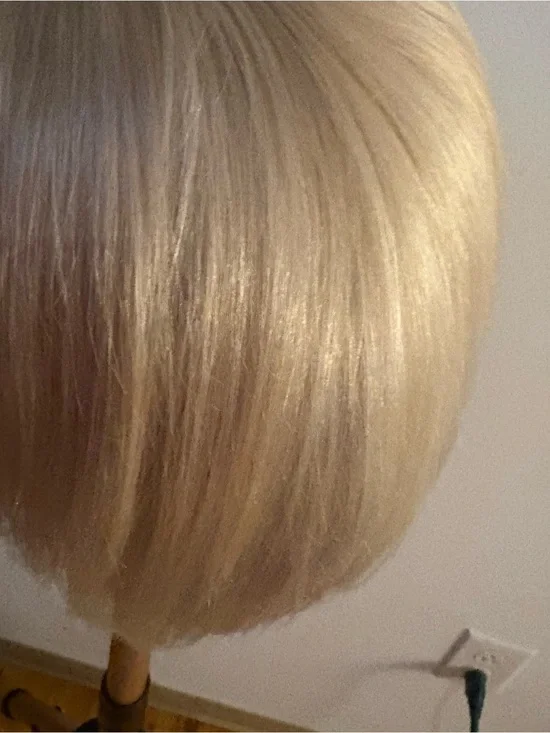 Blonde Short Bob Women's Wig - Natural Shine