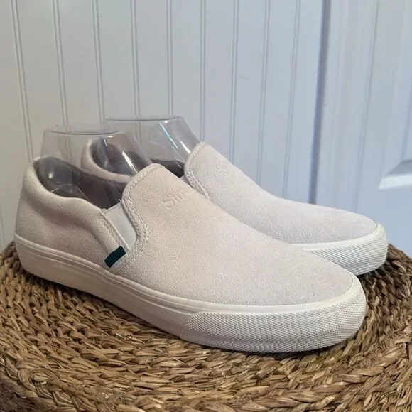 Simple Men's Cream Slip-On Shoes - 8 - NWOB