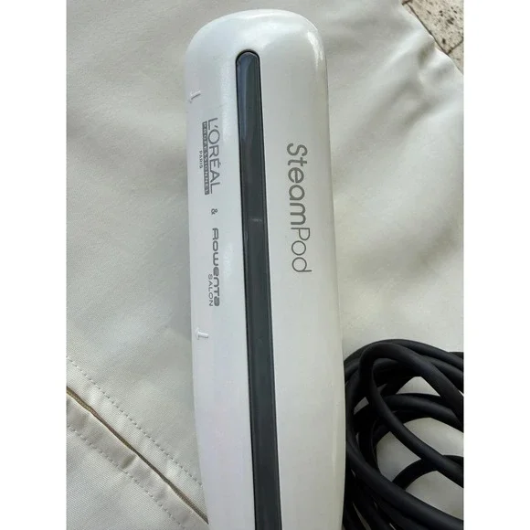 L'Oreal Rowenta Professionnel Steampod Hair Straightener Styling Tool LP7200